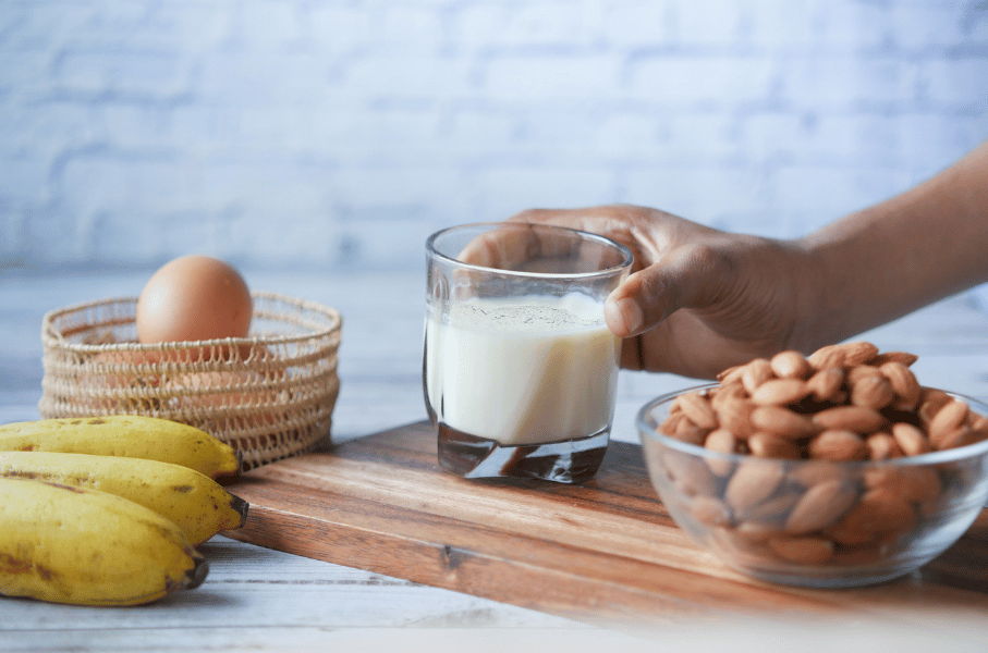 How Much Calcium Should You Take Per Day? A Complete Guide by Age and Life Stage